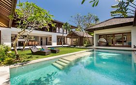 Villa Air Bali